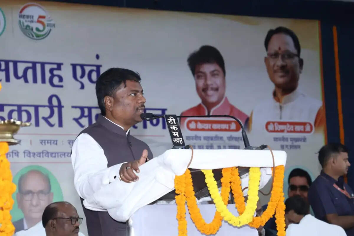 तेन्दूपत्ता संग्राहकों की समृद्धि सरकार की सर्वोच्च प्राथमिकता : केदार कश्यप