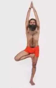 तनाव को कम करता है वृक्षासन