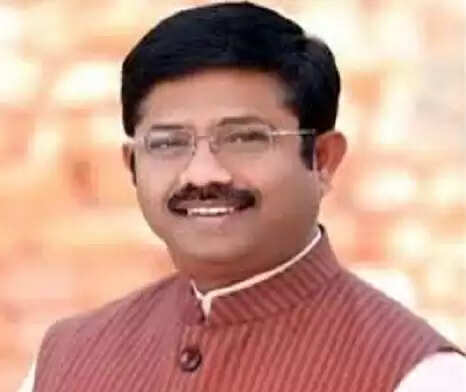 उप्र में 1,709.84 करोड़ के निवेश से स्थापित होंगे चार ग्लोबल कैपेबिलिटी सेंटर : नन्द गोपाल गुप्ता
