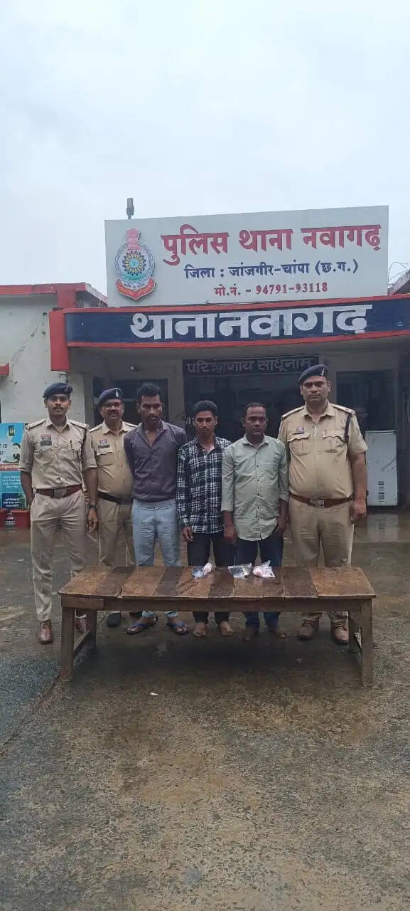 जांजगीर चांपा: काले कागज को असली नोट बनाने का झांसा देकर 50 हजार की ठगी की कोशिश, अंतरराज्यीय गिरोह के तीन आरोपित गिरफ्तार