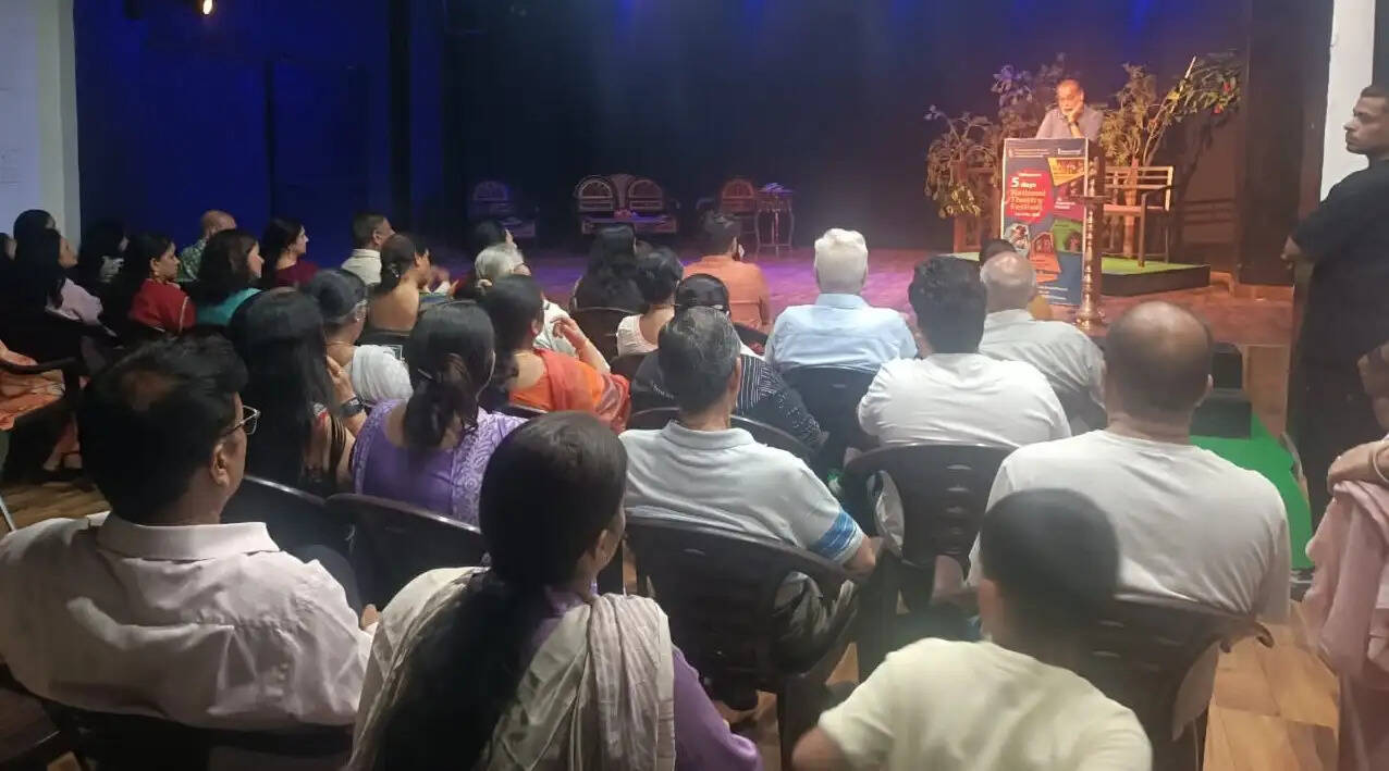 राष्ट्रीय नाट्य महोत्सव-2026: के.पी. सक्सेना के चर्चित नाटक गज फुट इंच का मंचन
