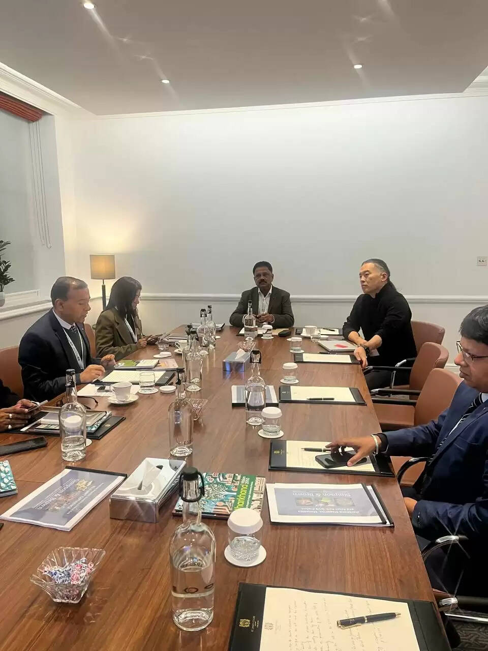 झारखंड की मेगालिथिक विरासत को यूनेस्को मान्यता दिलाने पर मंत्री सुदिव्य का जोर, यूके में अंतरराष्ट्रीय विमर्श