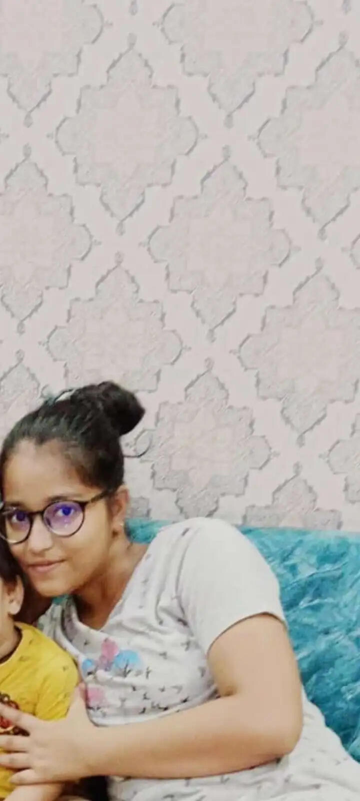 एक ही परिवार के तीन लोगों की मौत से मचा कोहराम, श्रीरामचरित मानस पाठ में शामिल होने गांव आ रहा था परिवार