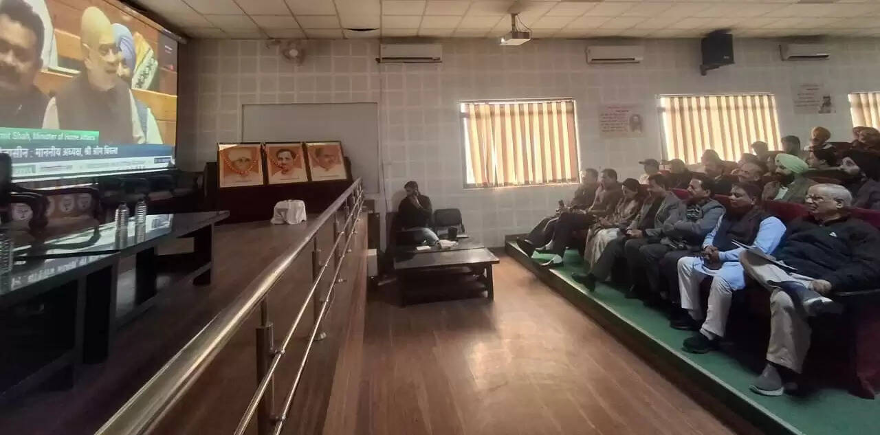 भाजपा ने जम्मू में चुनाव सुधार और एसआईआर पर की बैठक