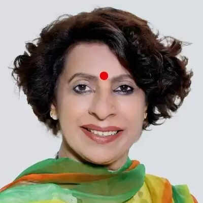 फरीदाबाद: यूनिवर्सिटी में छात्राओं से यौन उत्पीड़न के मामले को अत्यंत दुर्भाग्यपूर्ण : रेणु भाटिया