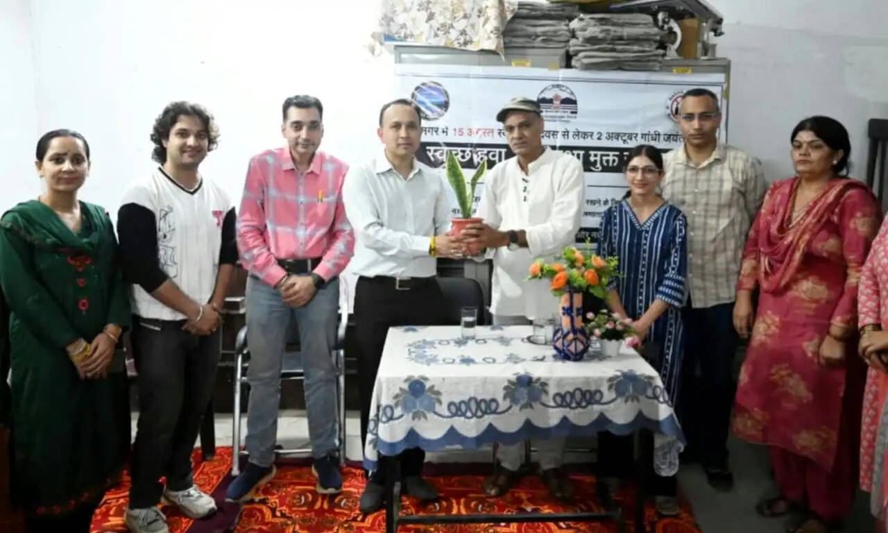 बाल सभा में बच्चों ने एसडीएम से साझा किए अपने सपने