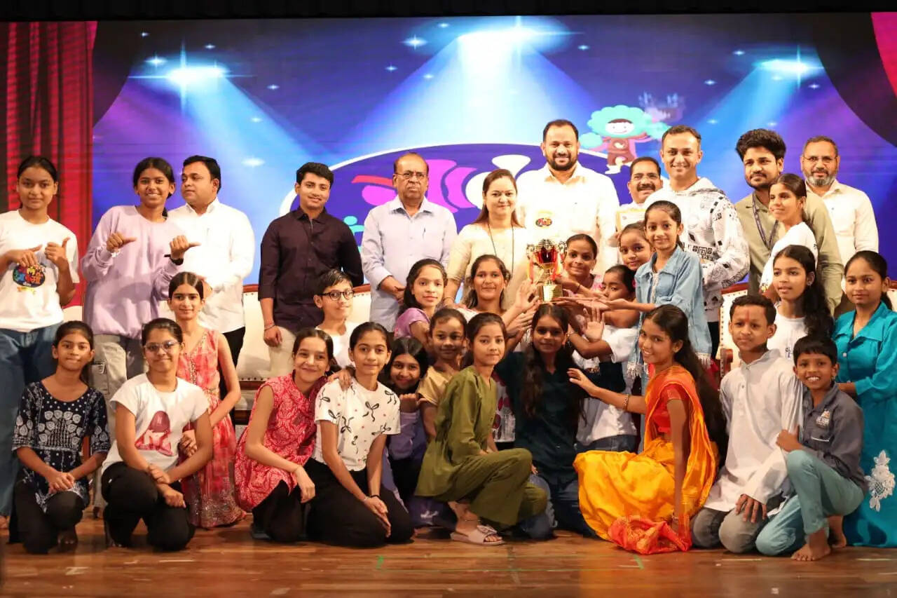 रंगमंच बाल कलाकारों को मौका देने वाली टीएमसी एकमेव _मेयर शर्मिला