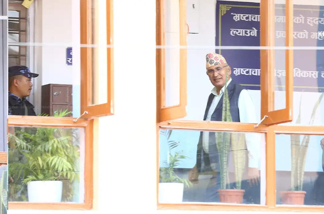 मनी लॉन्ड्रिंग जांच में नेपाल के पूर्व वित्त मंत्री विष्णु पौडेल की न्यायिक हिरासत 6 दिन बढ़ी