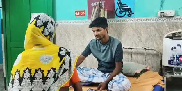 पश्चिम मेदिनीपुर के मोहनपुर में सेप्टिक टैंक में गिरने से चार की मौत