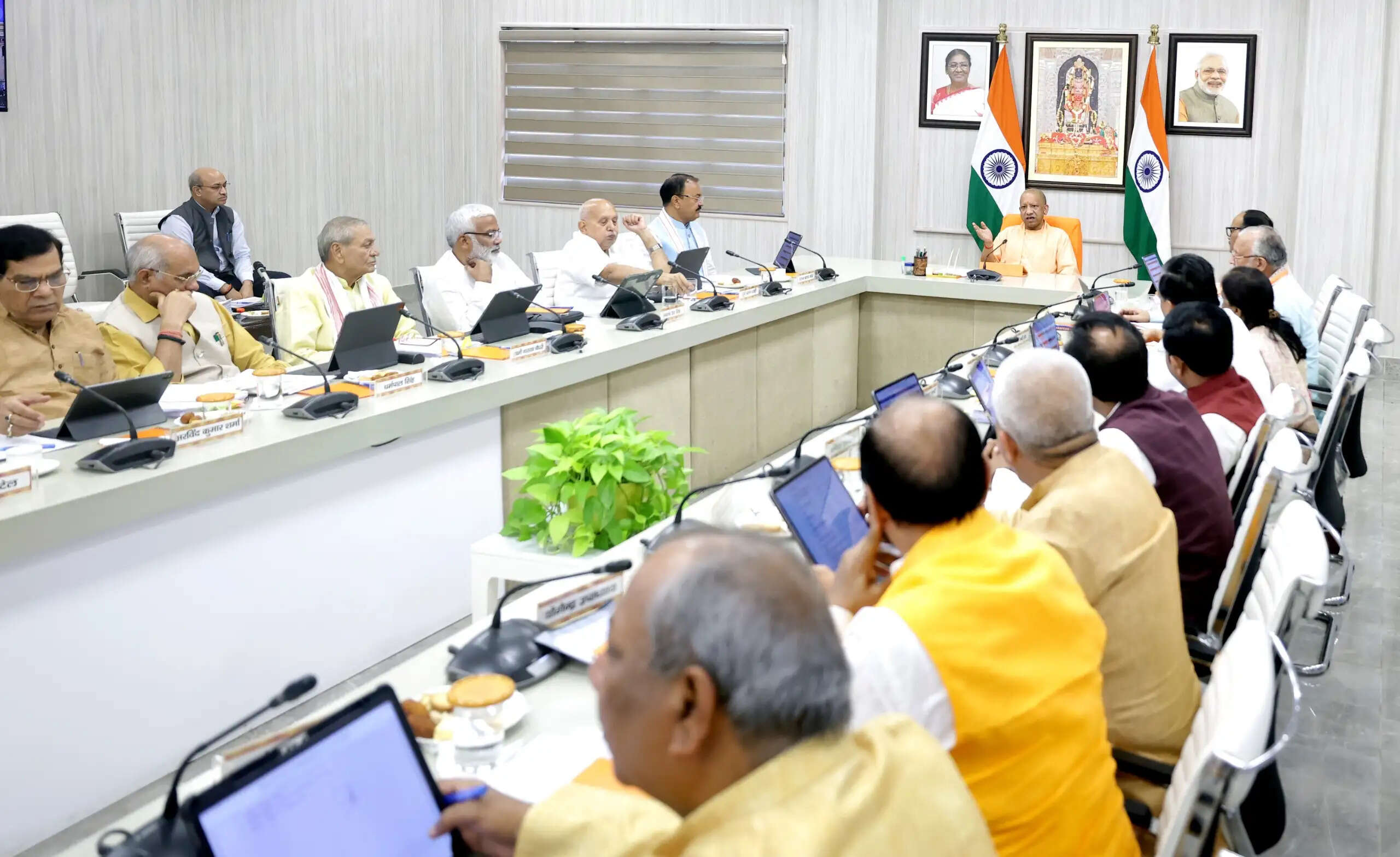 योगी कैबिनेट :&nbsp;पूर्वी उत्तर प्रदेश, बुंदेलखंड और मध्यांचल में खिलौना उद्योग लगाने पर मिलेगा प्रोत्साहन