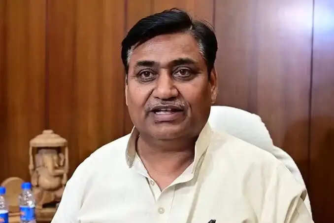 शिखर अग्रवाल को निर्दोष साबित करेगी सरकार: डोटासरा