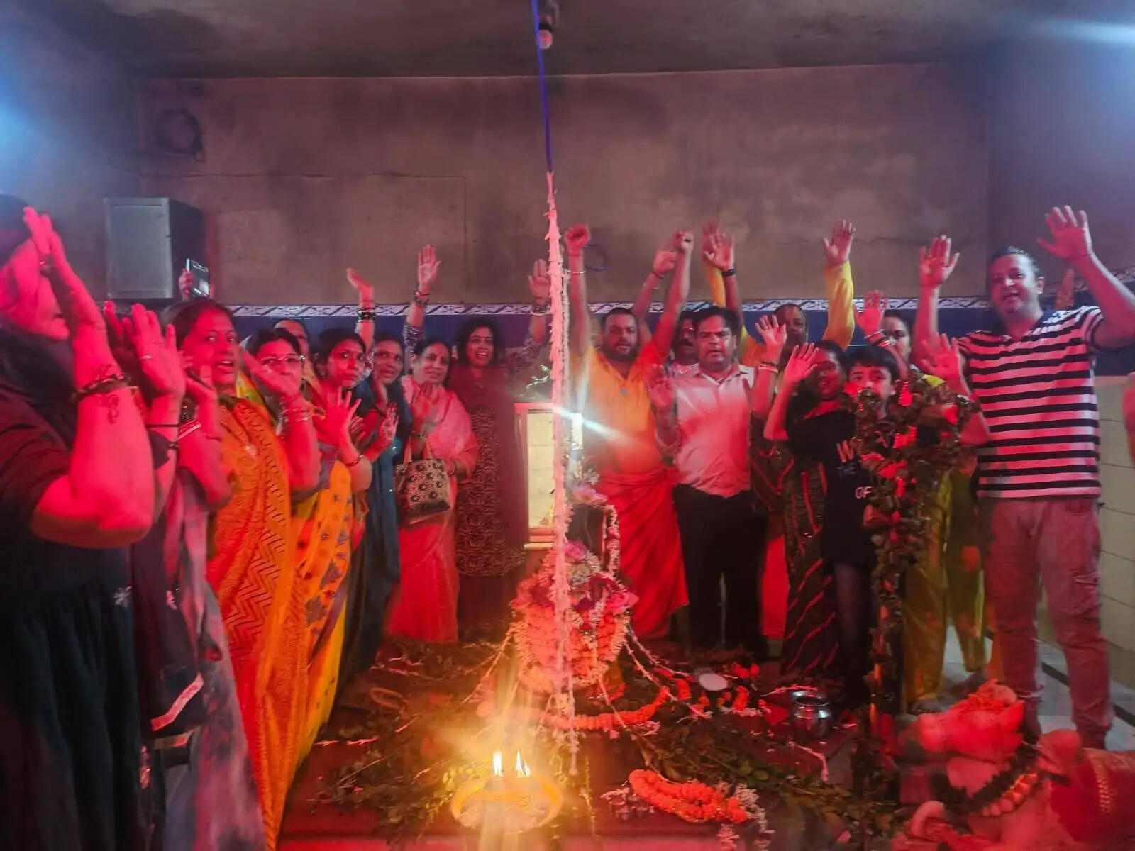 यज्ञा बाबा आश्रम में शिव महोत्सव की धूम, श्रद्धालुओं ने किया जलाभिषेक