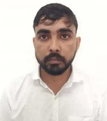 एसएससी—सीएचएसएल डमी अभ्यर्थी प्रकरण: एसओजी ने दस हजार का इनामी दलाल दिलखुश मीणा काे धरा