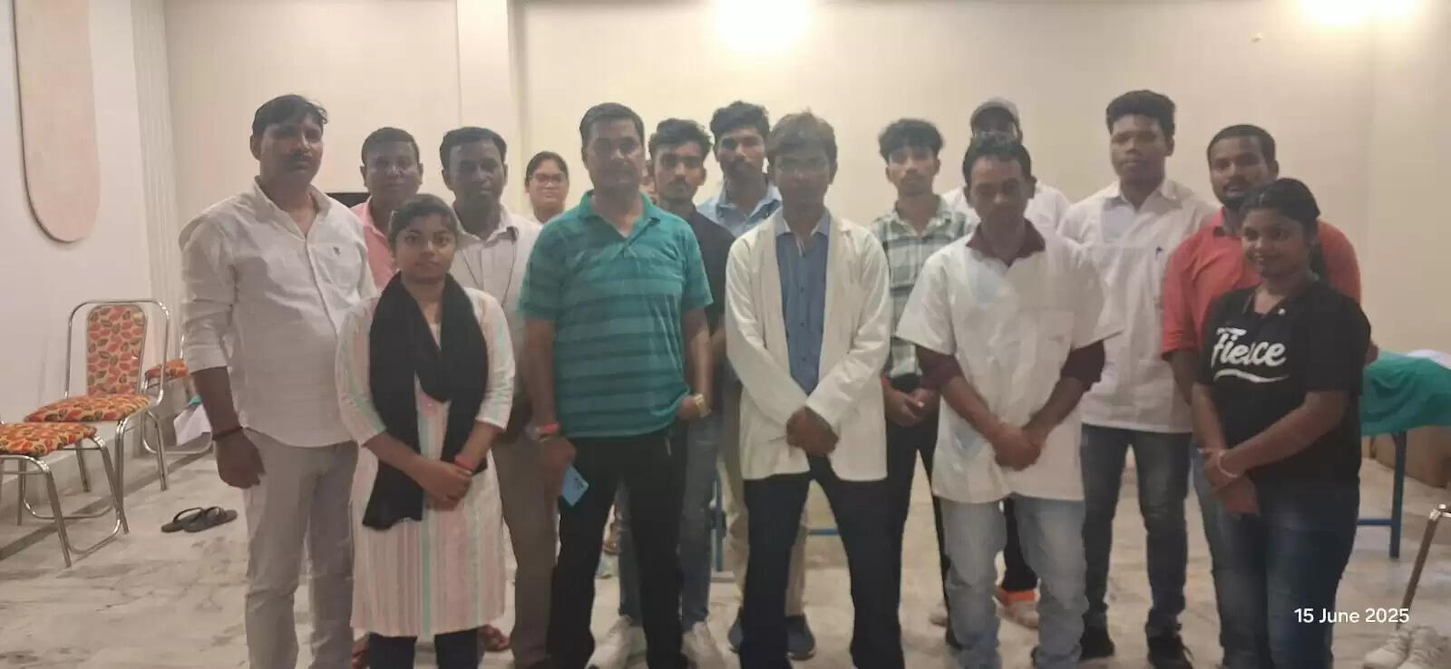 निशुल्क चिकित्सा शिविर में कई लोगों का हुआ इलाज