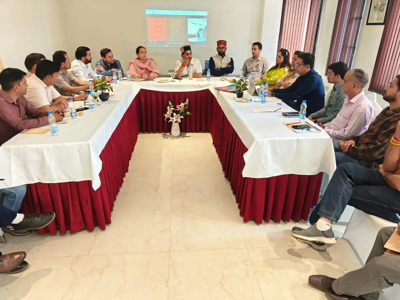 नड्डी में बनने वाली एशिया की सबसे लंबी जिपलाइन को लेकर बैठक, औपचारिकताएं शीघ्र पूरी करने के दिए निर्देश