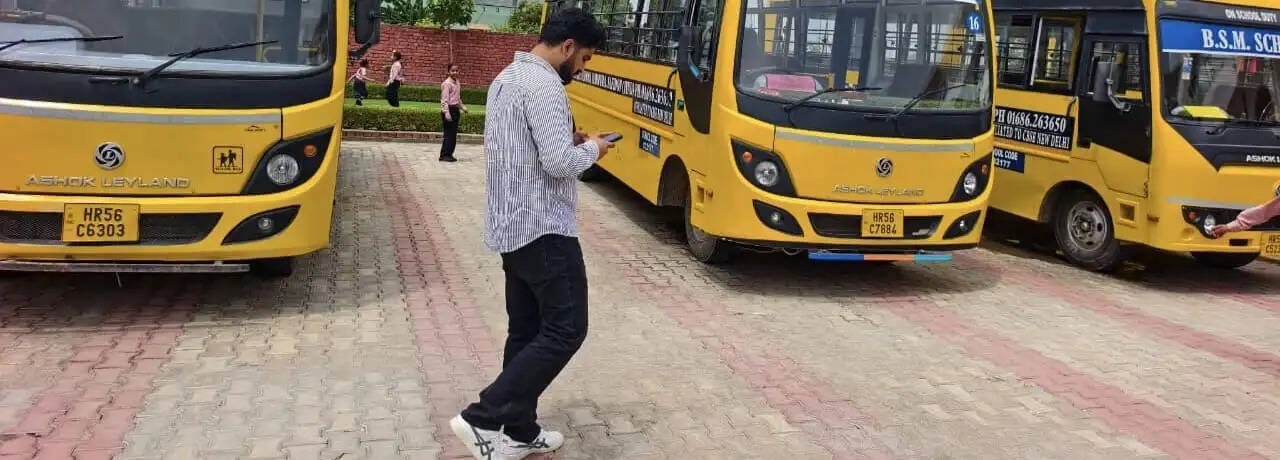 जींद : स्कूल बसों में मिली खामियां तो किया इंपाउंड
