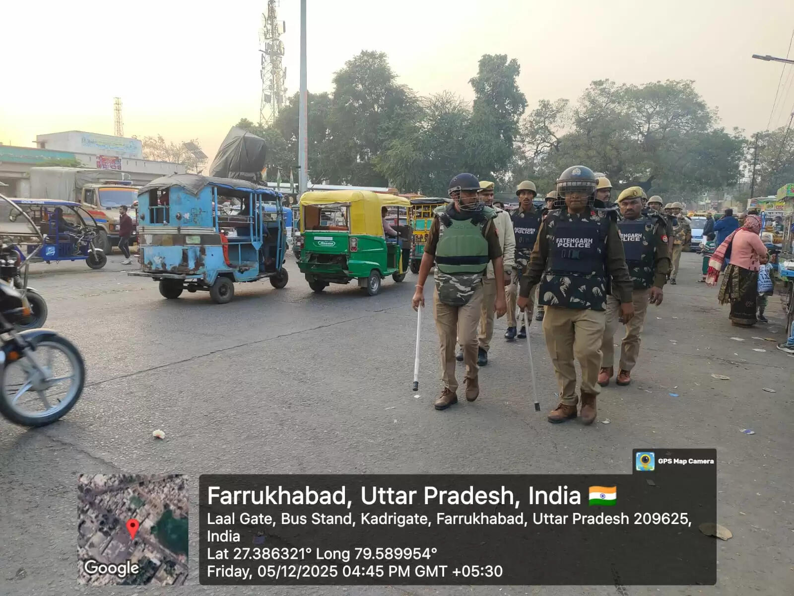 6 दिसम्बर को लेकर फर्रुखाबाद में हाई अलर्ट, पुलिस ने किया रूट मार्च