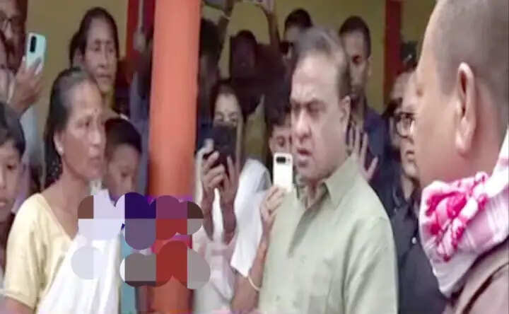 बाढ़ पीड़ितों के हरसंभव मदद का भरोसा, सोनारी पहुंचे मुख्यमंत्री