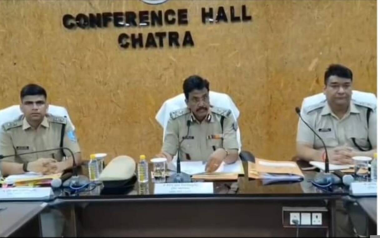आईजी शैलेंद्र कुमार सिन्हा ने की चतरा और रामगढ़ पुलिस की समीक्षा