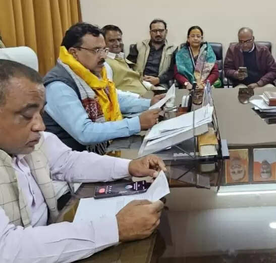 कार्यकर्ता घर-घर पहुंचकर फर्जी मतदाताओं की करें पहचान : जिलाध्यक्ष शिवराम सिंह