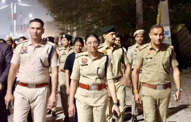 सोनीपत पुलिस ने जिंदल यूनिवर्सिटी के आसपास चलाया सर्च अभियान