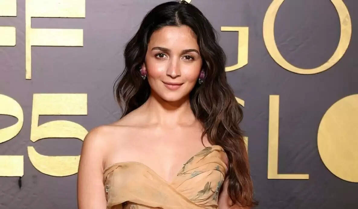 आलिया भट्ट को सऊदी अरब में मिला गोल्डन ग्लोब्स होराइजन अवॉर्ड