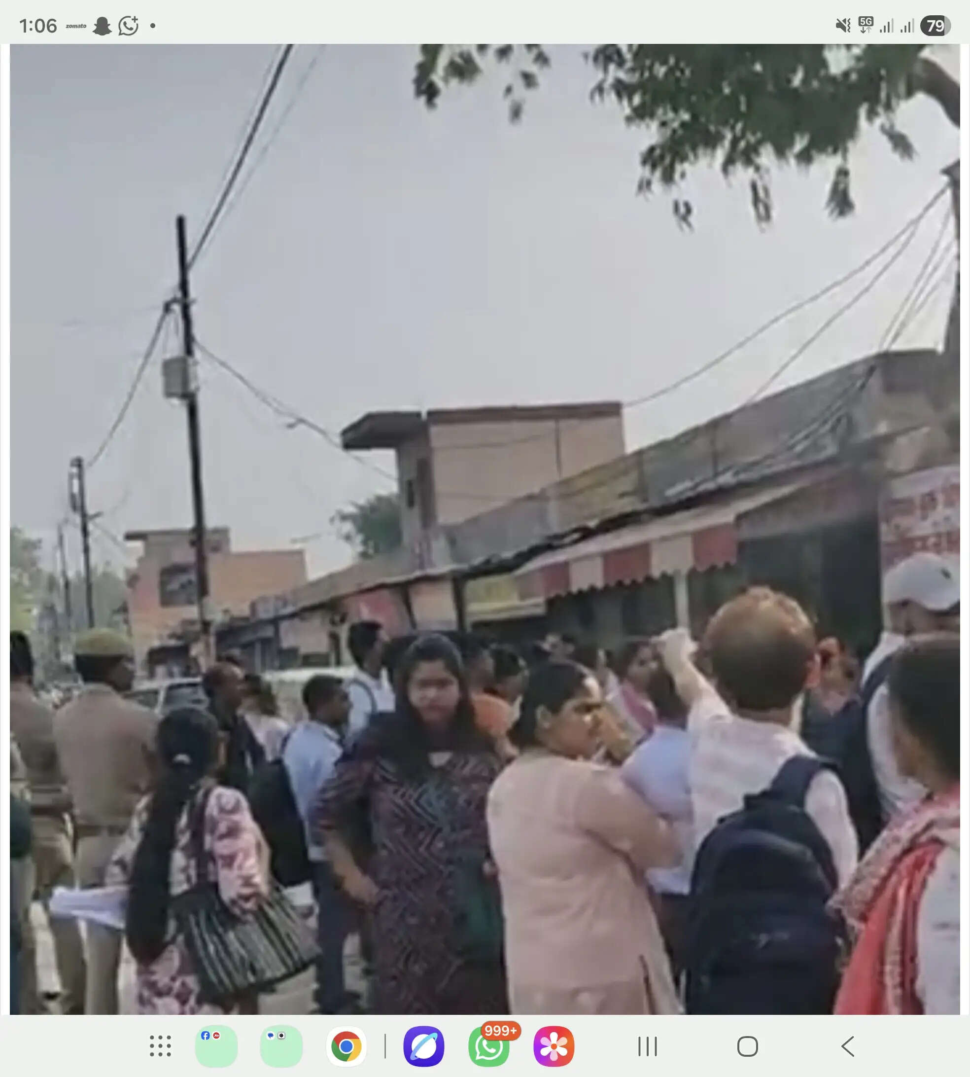 हाथरस में सेवानिवृत्त शिक्षक के बेटे की गोली मारकर हत्या, दो घंटे तक घायल अवस्था में कार में घुमाते रहे आरोपित