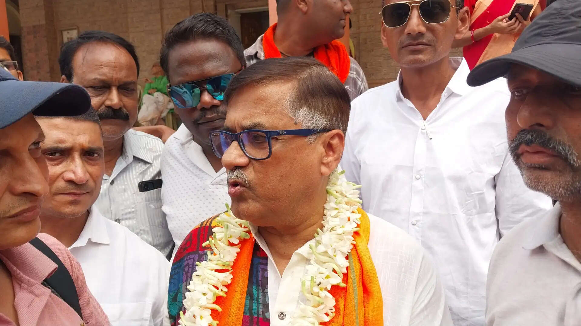 विस चुनाव 2026 : भगवान जगन्नाथ का आशीर्वाद लेकर श्रीरामपुर के भाजपा उम्मीदवार ने शुरू किया चुनाव प्रचार