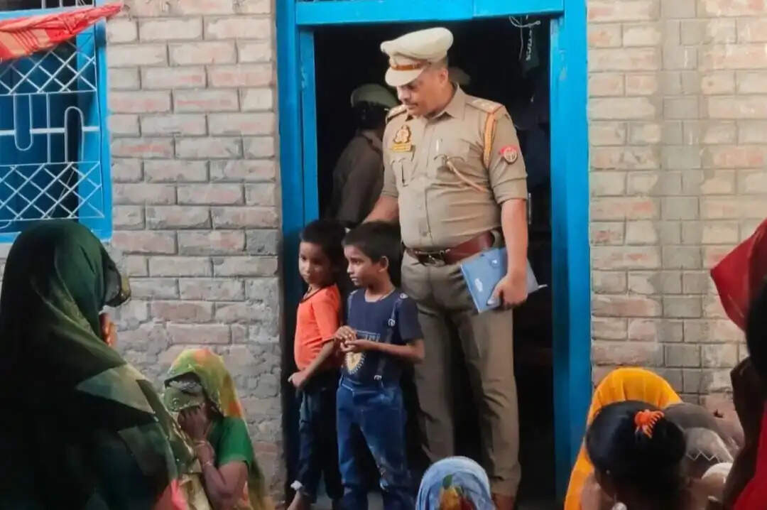 संदिग्ध परिस्थितियों में विवाहिता की मौत, पति पर गला दबाकर हत्या का आरोप