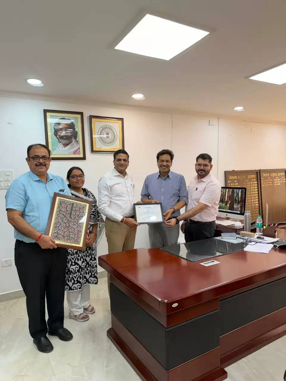 उत्कृष्ट सम्मान के साथ लौटी जसास टीम, सचिव ने दी बधाई