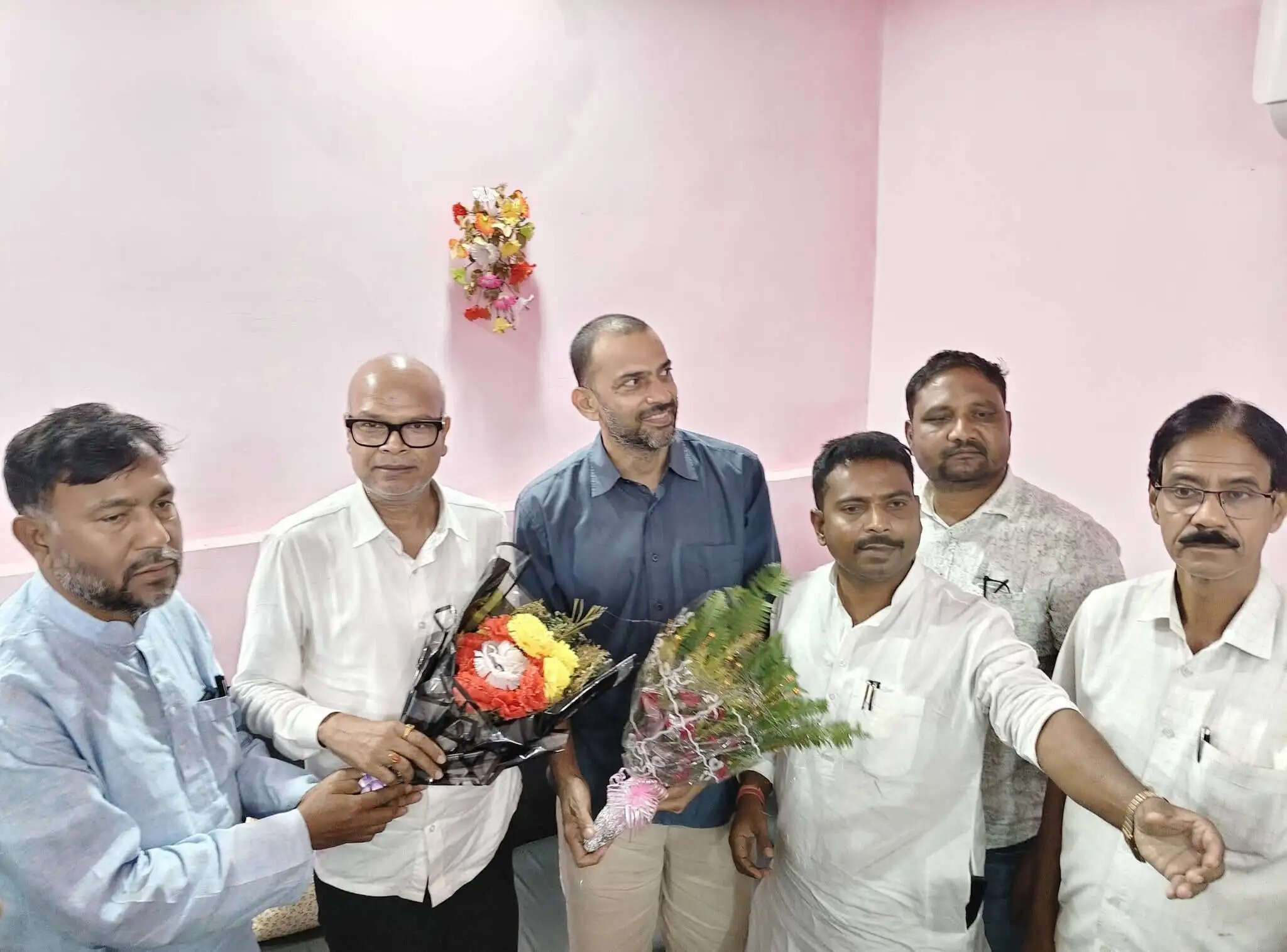 कोशी स्नातक चुनाव में कांग्रेस प्रत्याशी की जीत सुनिश्चित को लेकर प्रदेश अध्यक्ष और प्रभारी ने कार्यकर्ताओं के साथ की मंत्रणा
