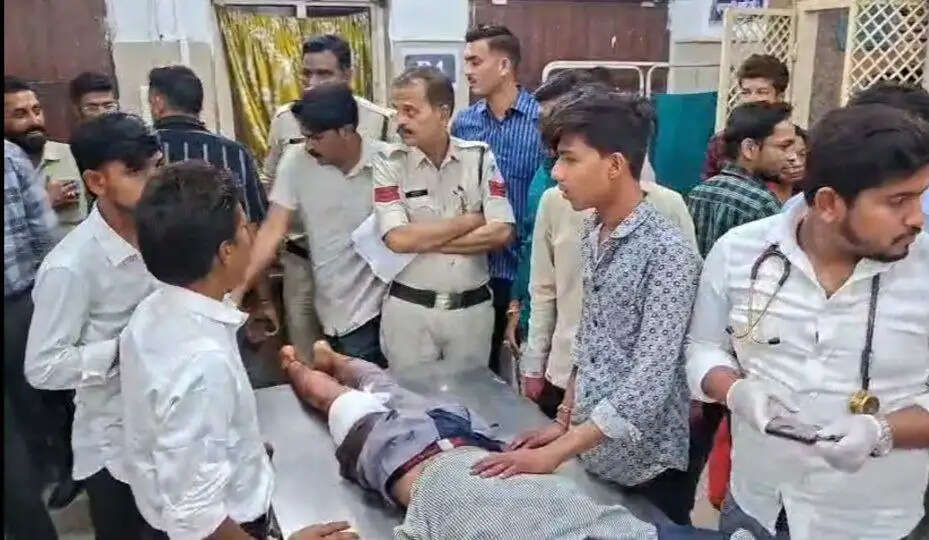 दमोह में परीक्षा देकर निकले छात्र पर चाकू से हमला, इलाज के दौरान मौत