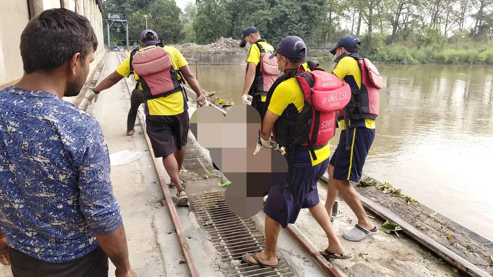 सर्च के दौरान एसडीआरएफ को गंग नहर में मिले दो शव