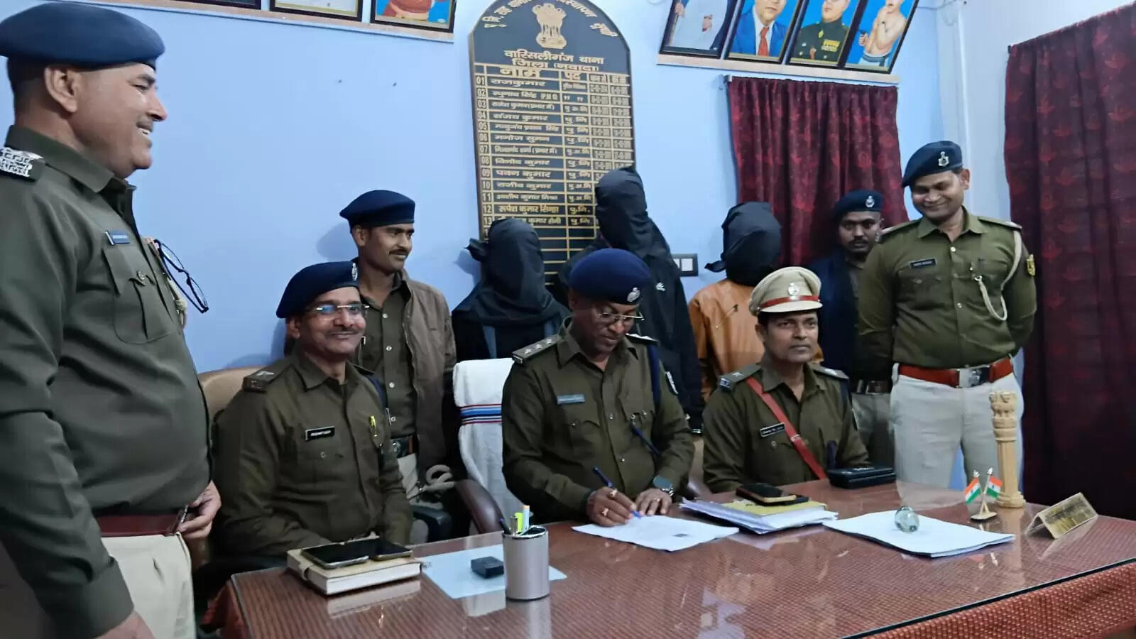 चार साइबर ठग को पुलिस ने किया गिरफ्तार