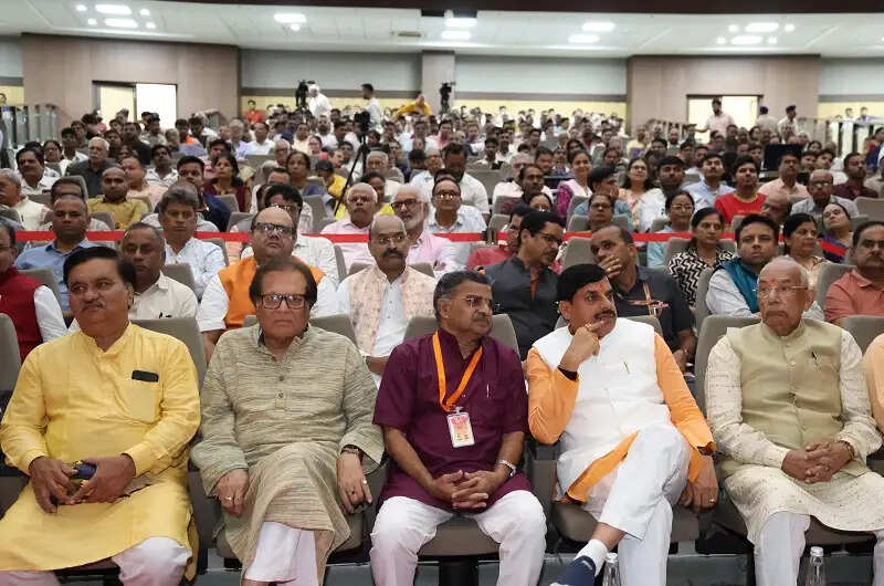 डॉ. हेडगेवार के जीवन पर केंद्रित महानाट्य का भोपाल के रविंद्र भवन में मंचन