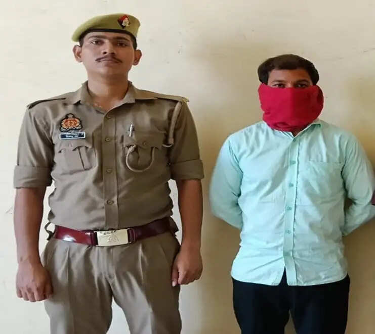 यूपी बोर्ड परीक्षा में फर्जी अभ्यर्थी बनकर परीक्षा देने का आरोपित गिरफ्तार
