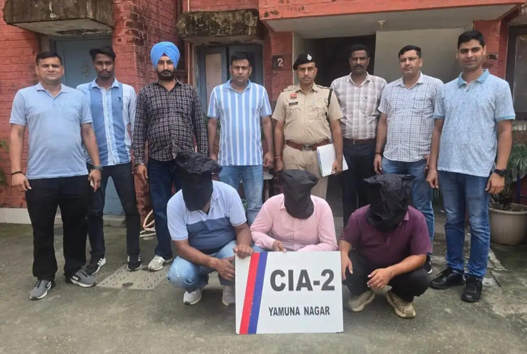 यमुनानगर में साढे छह किलो अफीम बरामद, दो तस्कर व खरीदार गिरफ्तार