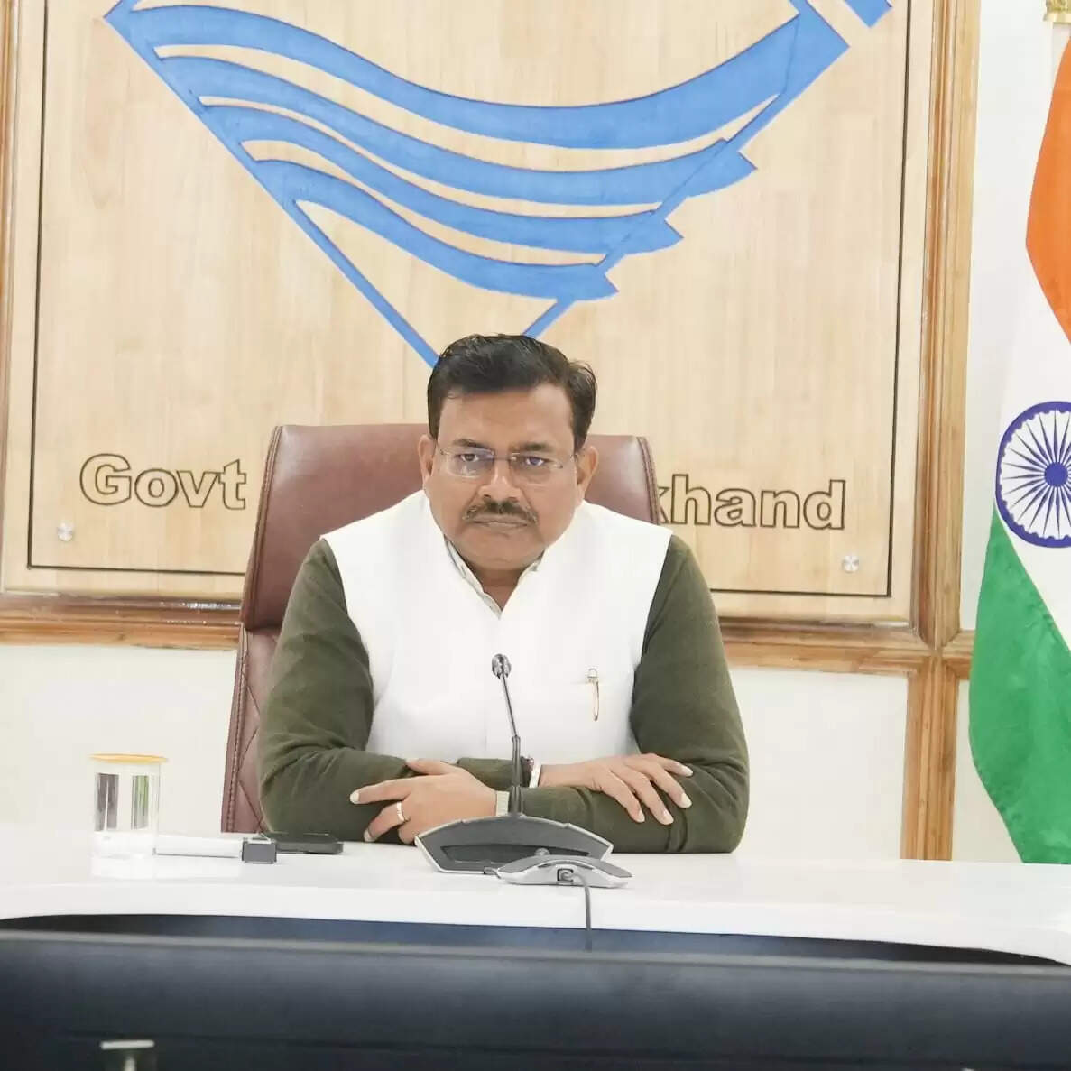 मुख्य सचिव ने परियोजनाओं की समयबद्ध निगरानी और कोष प्रबंधन के दिए निर्देश