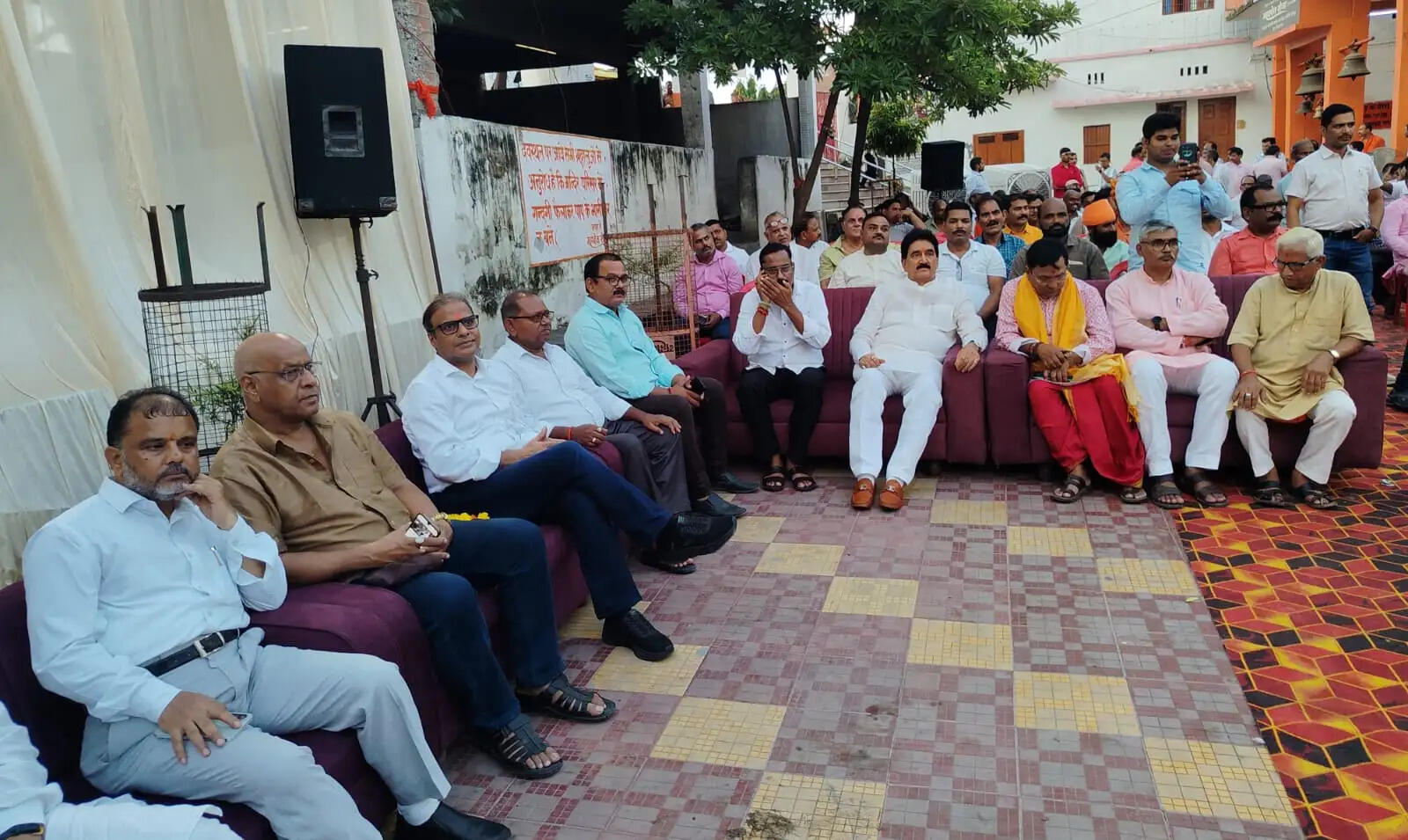 समाज को संगठित कर हिंदू धर्म की रक्षा कर रहा विहिप : प्रो आर एन त्रिपाठी
