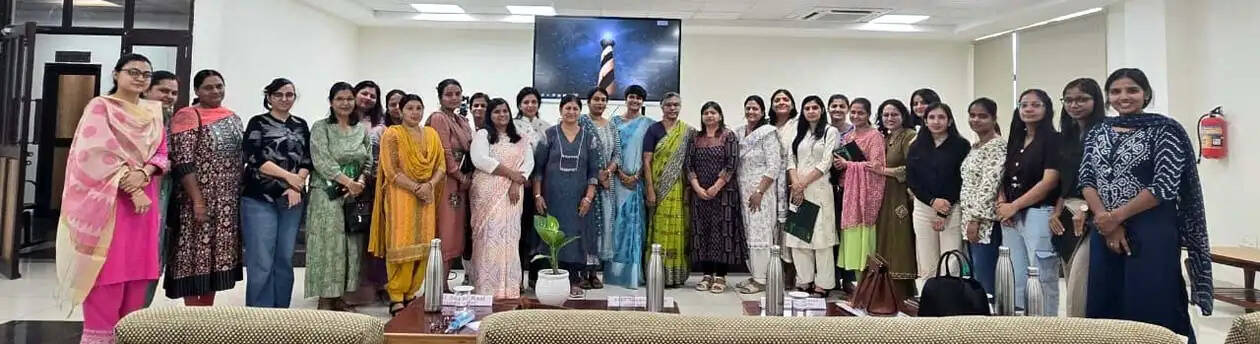 हिसार : शैक्षणिक संस्थानों के विकास में महिलाओं की सक्रिय भागीदारी अत्यंत आवश्यक : प्रो. बिश्नोई