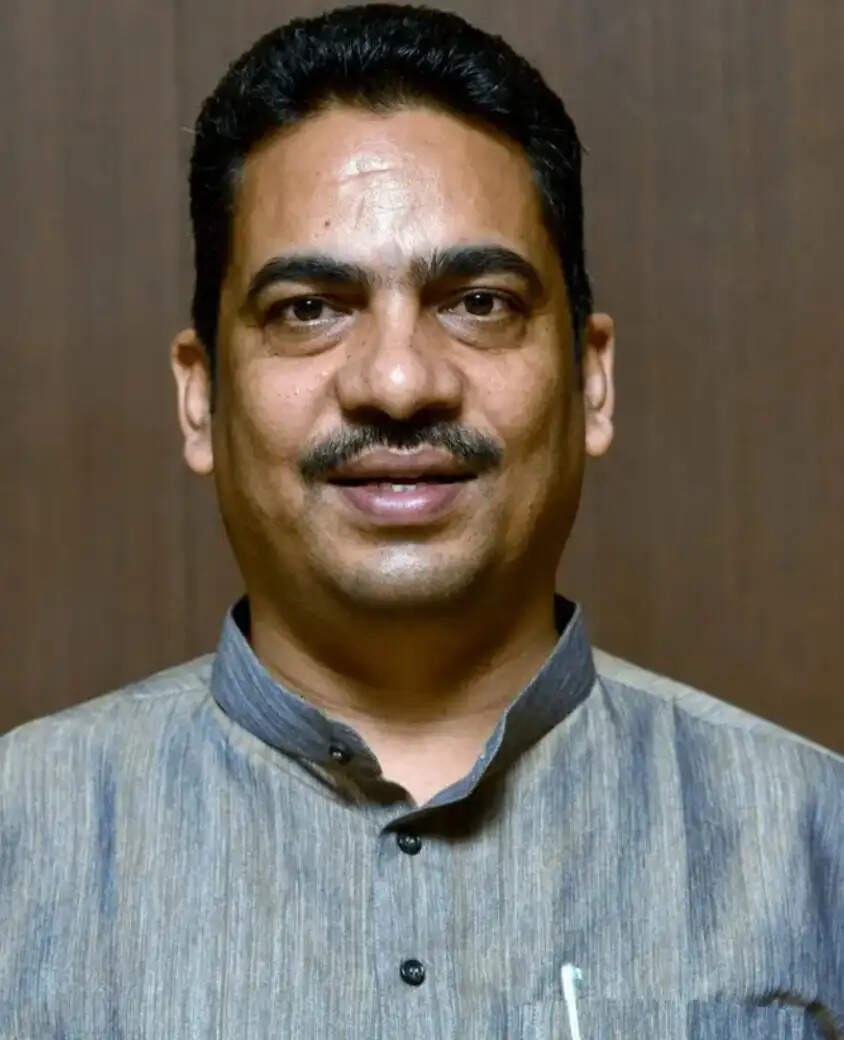 चारों मंत्री तत्काल सिपाहियों और चपरासियों से मांगे माफी, नहीं तो आंदोलन : भानु