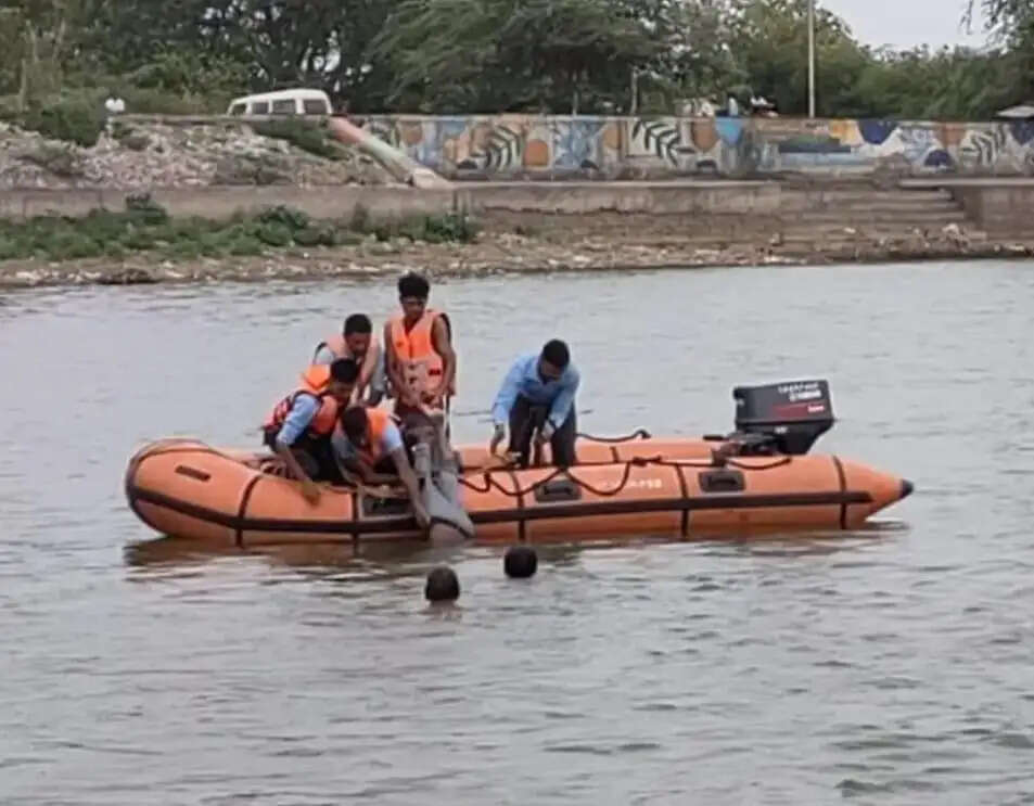 आगरमालवाः तालाब में डूबने से युवक की मौत