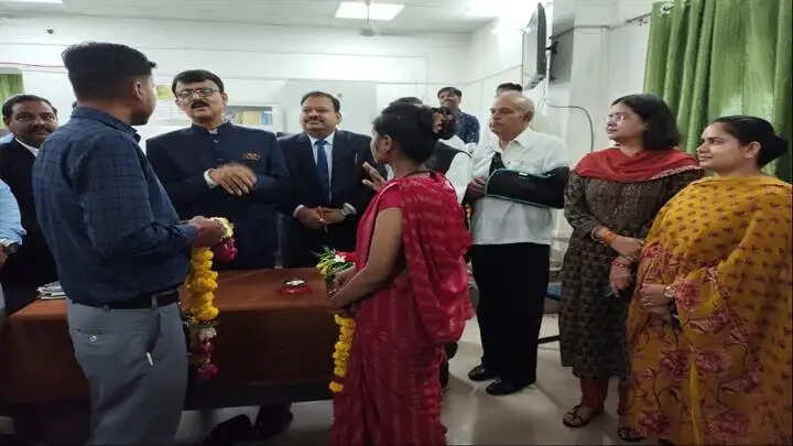 दतियाः लोक अदालत में आपसी सुलह मशविरे से हुआ 1053 प्रकरणों का निराकरण