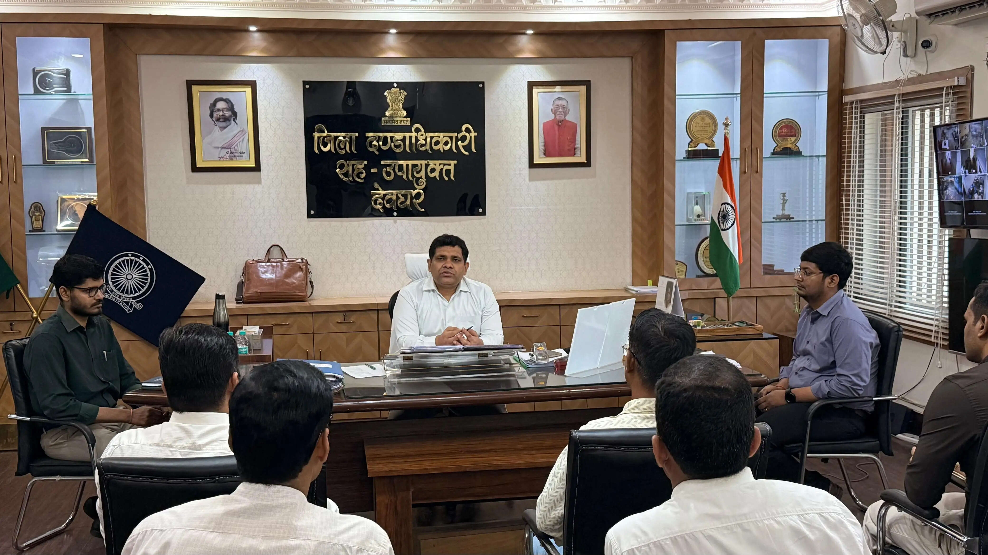 उपायुक्त ने न्यायालय आदेशों के अनुपालन को लेकर अधिकारियों को दिए सख्त निर्देश