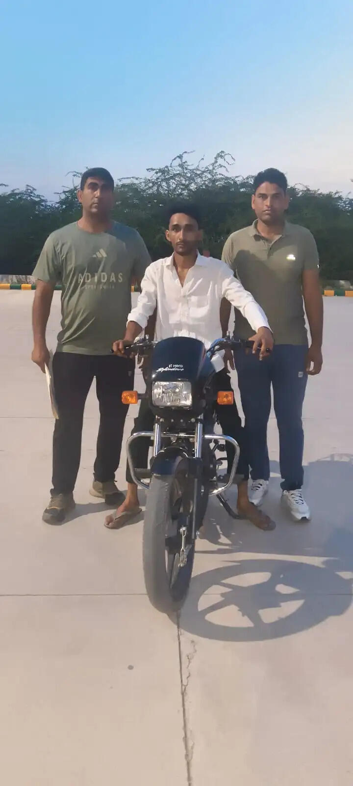 नूंह पुलिस ने वाहन चोरी के दो आरोपी दबोचे,वाहन बरामद