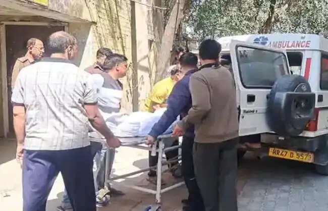 रेवाड़ी में 45 वर्षीय युवक ने मालगाड़ी के आगे कूदकर दी जान