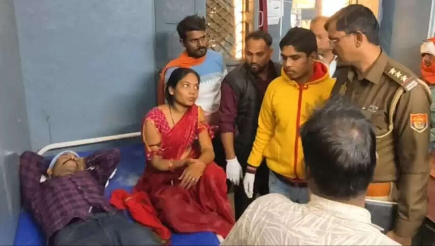 ऑटो रिक्शा–कार की आमने-सामने भिड़ंत में पांच घायल, तीन की हालत नाजुक