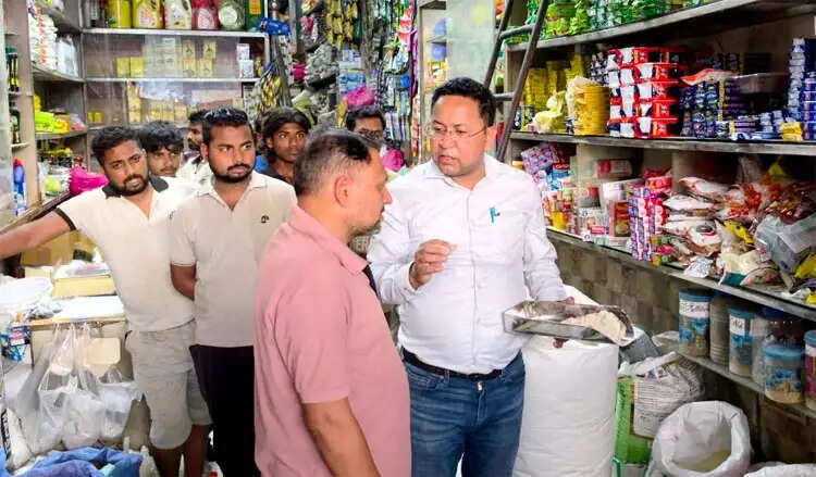 हरिद्वार में खाद्य सुरक्षा विभाग की छापेमारी, 18 खाद्य नमूने अधोमानक मिले