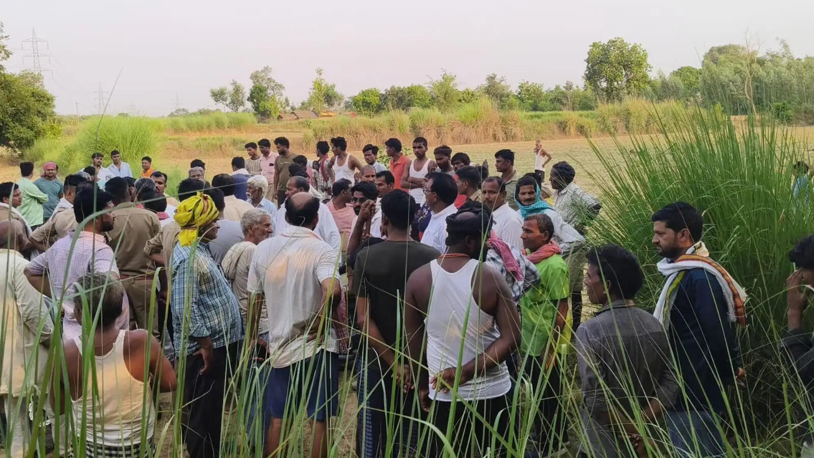 संदिग्ध परिस्थितियों में किशोर का शव मिला, जांच में जुटी पुलिस