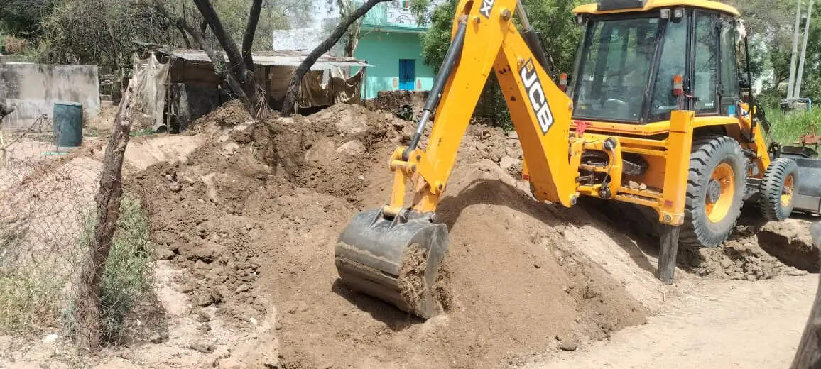 अवैध रेत भंडारण पर सख्ती, चिन्हित लोगों पर होगी कार्रवाई: एएसपी